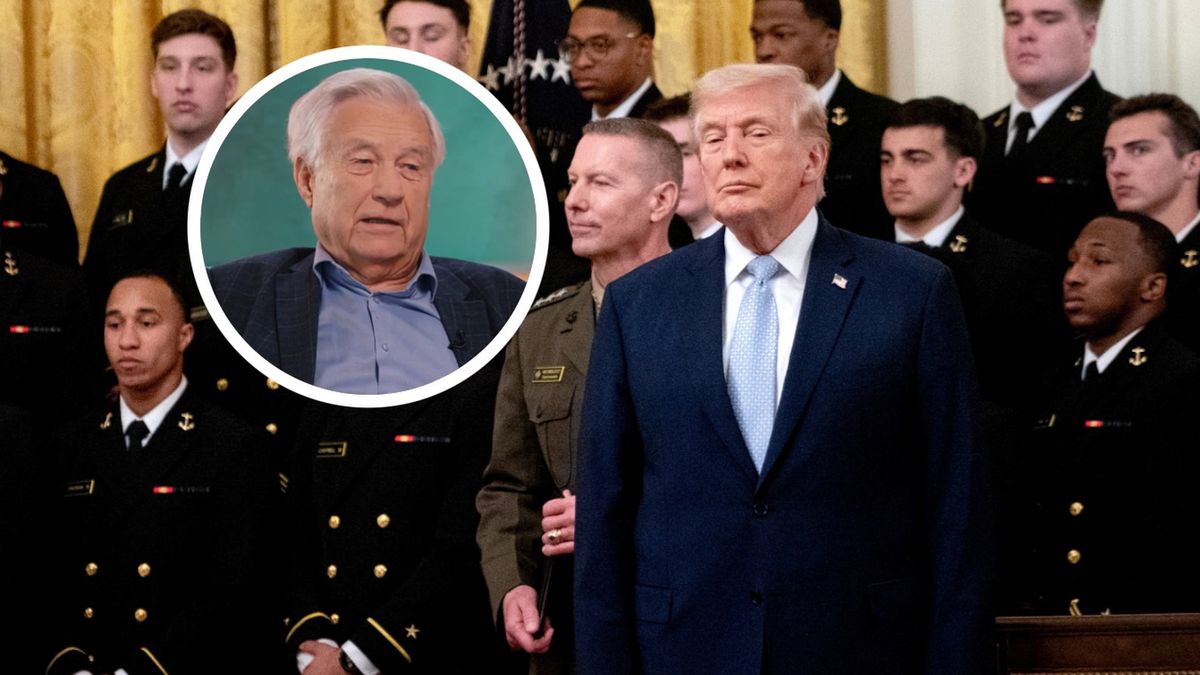 Przed listopadem Donald Trump zapewne doprowadzi do wypłynięcia kolejnych czarnych łabędzi - ocenia Piotr Kuczyński