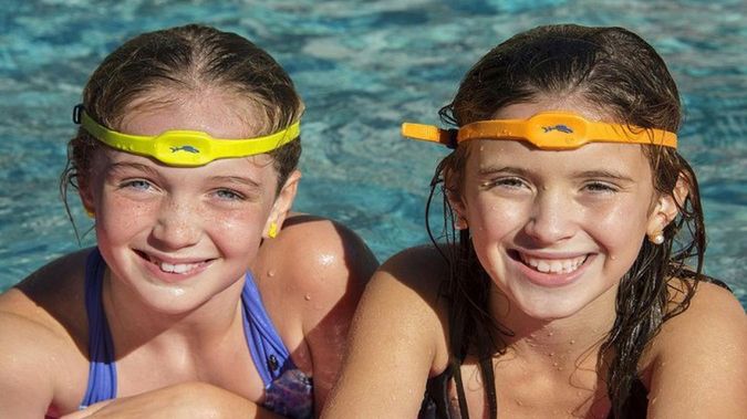 iSwimband - ratownik na ręku. Opaska zapewni bezpieczne wakacje 1