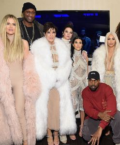 Wstyd? Nie znają tego słowa. Kardashianki pokazały zdjęcia ze świąt