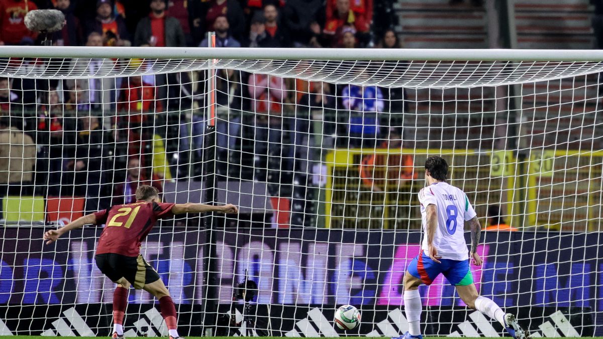 PAP/EPA / Olivier Matthys / Mecz Ligi Narodów UEFA: Belgia - Włochy