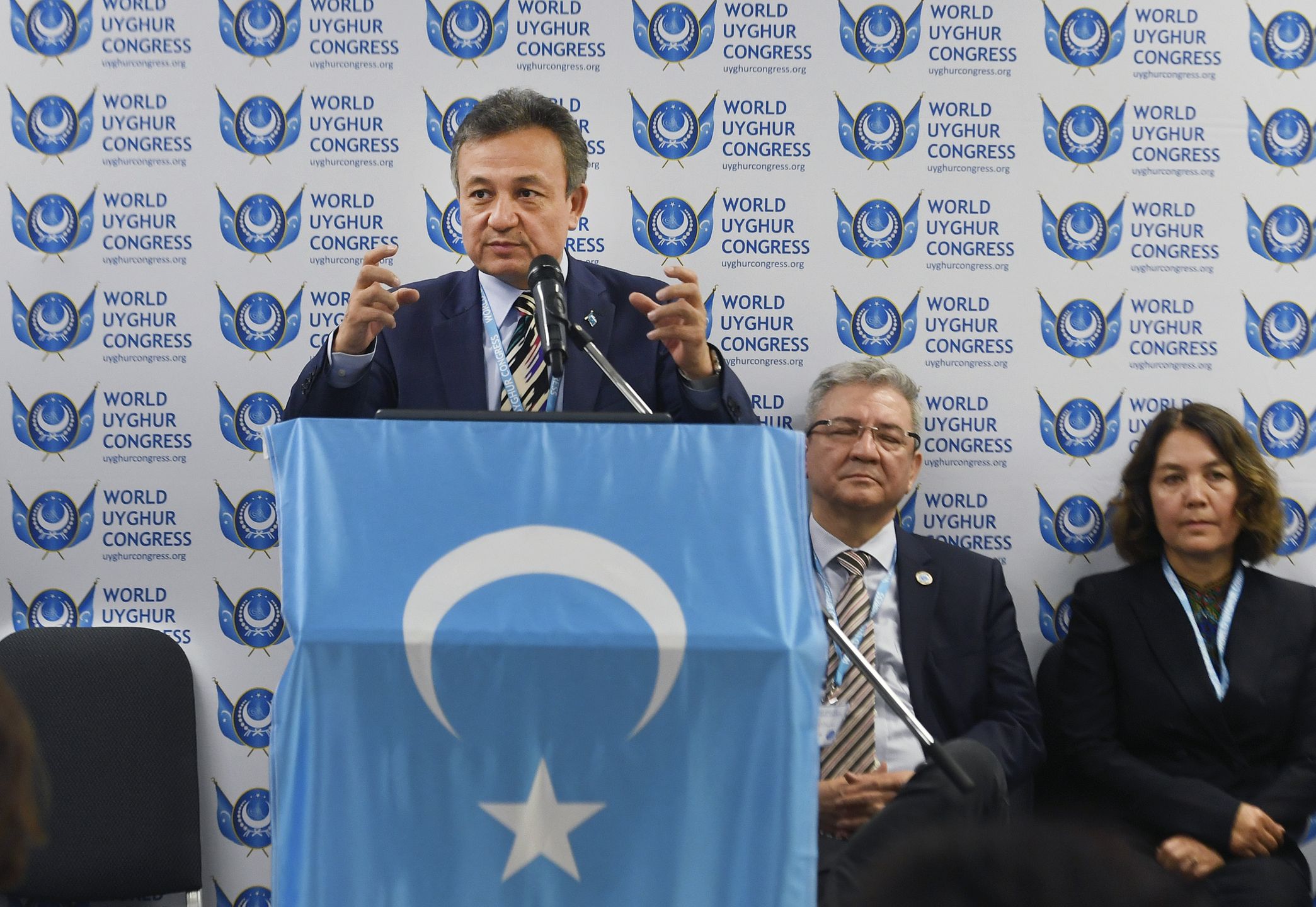 Dolkun Isa, left, was re-elected the new president of the World Uyghur Congress, on November 14, 2021, in Prague, Czech Republic. (CTK Photo/Michaela Rihova) Dostawca: PAP/CTK.Michaela RihovaCzech Republic, China, minorities, Uyghurs