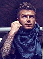 David Beckham z wytatuowanym przedramieniem