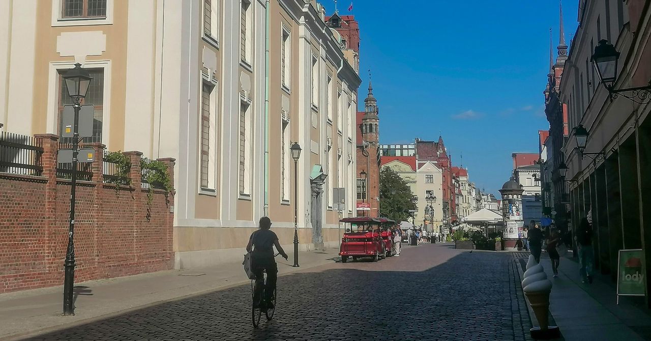 Toruń: Woonerf na starówce. "Najpierw zajmijmy się nawierzchnią"