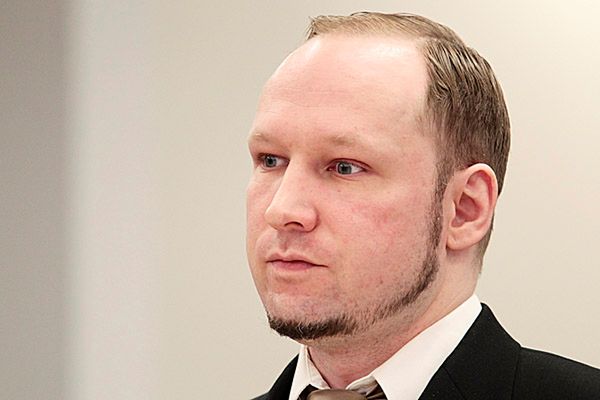 Anders Breivik przeprasza za niezaangażowane politycznie ofiary