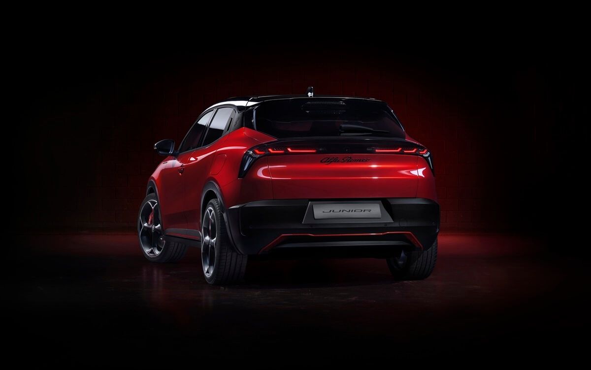 alfa romeo junior wyglad tyl