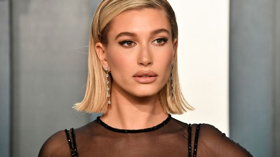 Hailey Bieber 
