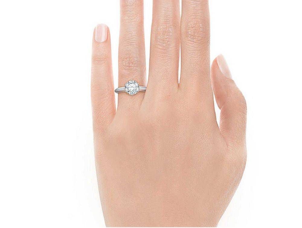 Pierścionek zaręczynowy  Mariny Łuczenko od Tiffany&Co