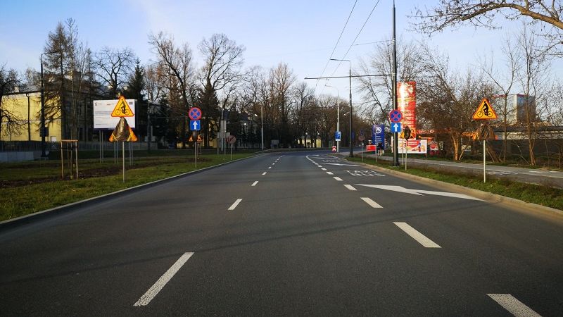 Przygotowania do remontu zatoki przystankowej na al. Kraśnickiej