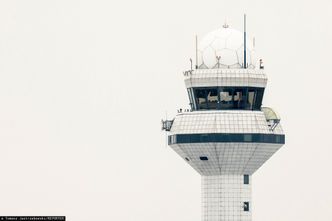 Jest praca dla kontrolerów ruchu lotniczego. Można zarobić nawet 45 tys. zł. PAŻP znów rekrutuje