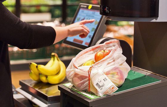 Kaufland wprowadził wielorazowe woreczki na owoce i warzywa