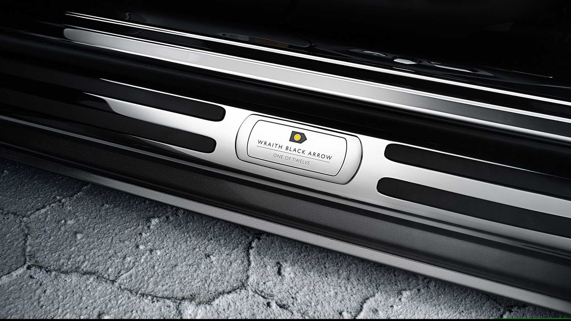 Rolls-Royce Black Badge Wraith Black Arrow