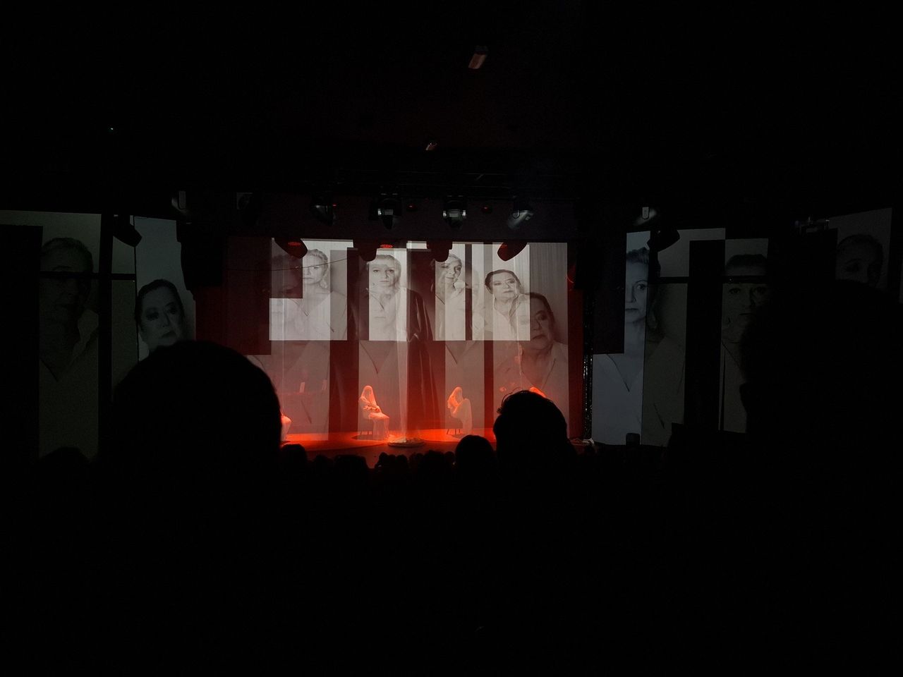 Warszawa: Wyjątkowy spektakl w Teatrze Capitol