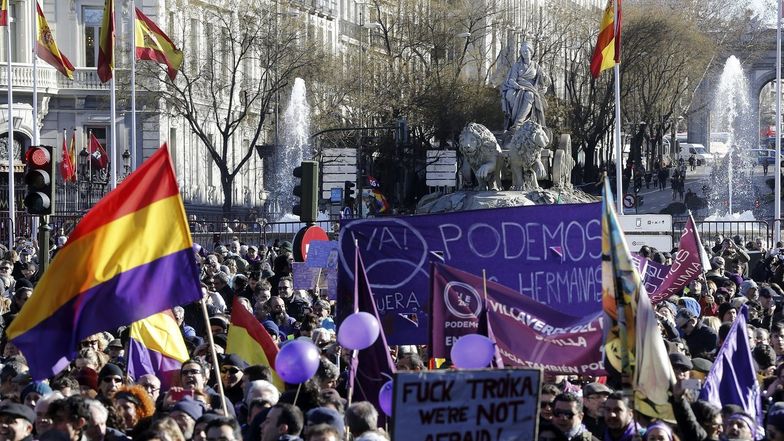 Hiszpania będzie jak Grecja? ,,Marsz zmiany" Podemos zgromadził ponad 100 tysięcy osób.