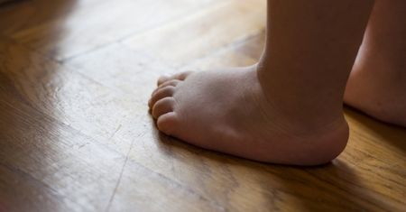 Skrzypiąca podłoga. Wiemy, jak rozwiązać problem