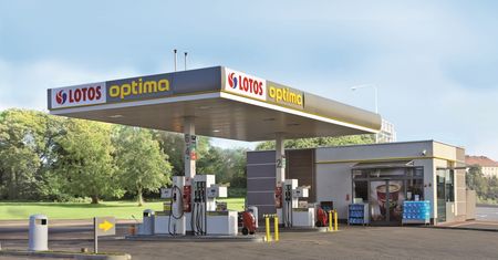 Lotos zwiększa sprzedaż paliw, specjalna oferta dla małych firm