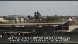 Niewielki most dzieli Kurdów od islamskich bojówkarzy