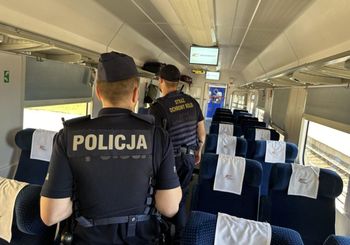 Warszawa: 27-latek odpowie za fałszywy alarm bombowy w pociągu