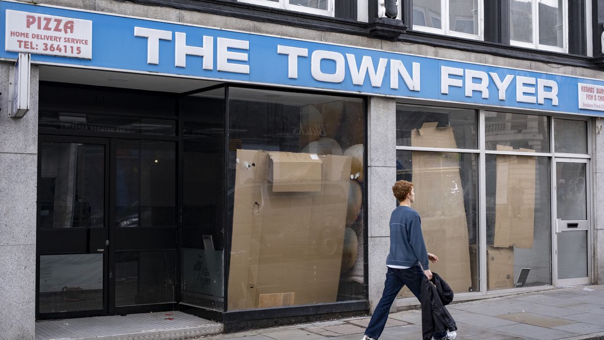 Closed down fish and chip shop business, The Town Fryer, another example of the decline of the UK high street on 29th October 2025 in Shrewsbury, United Kingdom. Several contributing factors are aligning to result in declining high streets, including the cost of living crisis squeeze on household incomes due to inflation and the post-Brexit fall in the pound, a shift to online shopping, rising rents and overheads including staff wages, and the opening of more shops in new shopping centres in the area which are proving far more popular. (photo by Mike Kemp/In Pictures via Getty Images)