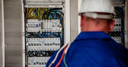 Szykuje się katastrofa w gospodarce. "Ceny za energię nami wstrząsną"