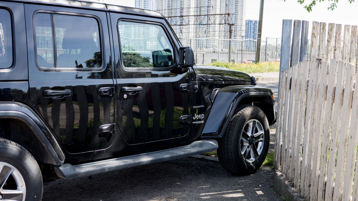 Jeep Wrangler Sahara - zdjęcie poglądowe
