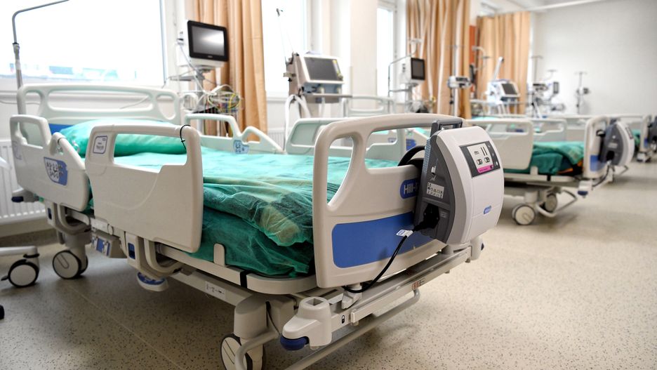 szpital tymczasowy
Rzesz�w, 23.11.2020. Koronawirus w Polsce. Szpital MSWiA w Rzeszowie, 23 bm. W nowym skrzydle tej plac�wki przygotowano ��ka dla pacjent�w z Covid-19. (dd/jm) PAP/Darek Delmanowicz
Darek Delmanowicz
choroba, covid19, covid-19, koronawirus, leczenie, lecznictwo, mswia, oddzia�, pandemia, respirator, SARS-CoV-2, szpital, tymczasowy, wirus, zdrowie