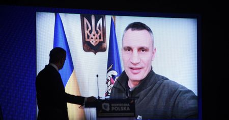 Kongres PO. "Bezpieczna Polska". Tusk zaprosił specjalnego gościa z Kijowa