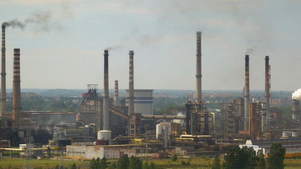 Za 220 mln złotych majątek Huty Częstochowa kupił jej obecny dzierżawca, Sunningwell. 