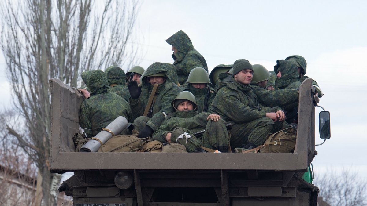 Wojna w Ukrainie - armia rosyjska
DONETSK, UKRAINE - MARCH 6: Pro-Russian separatists, in uniforms without insignia, are seen in the pro-Russian separatists-controlled Donetsk, Ukraine on March 6, 2022. Stringer / Anadolu Agency/ABACAPRESS.COM
AA/ABACA