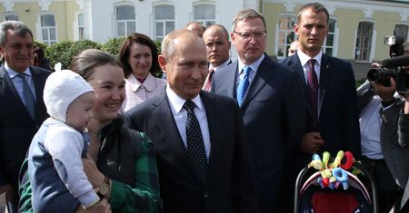 Putin potrzebuje pomocy. Jest decyzja Kremla. Zgłosiło się 400 tys. ludzi