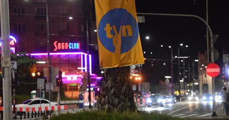 "Lex TVN" to dopiero początek awantury o koncesję. Sprawdzamy, jakie opcje ma teraz stacja