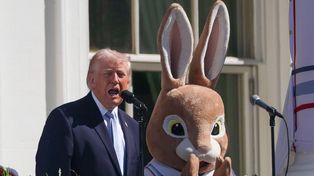 Stan zdrowia Trumpa. Znowu pokazał zasinioną dłoń