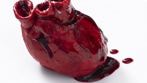 Jak wygląda człowiek zjadający ludzkie serce? [wideo] 1