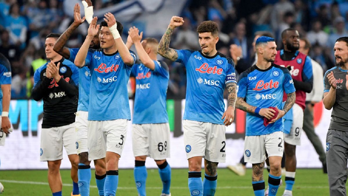 Getty Images / Andrea Staccioli/Insidefoto/LightRocket / Na zdjęciu: piłkarze SSC Napoli