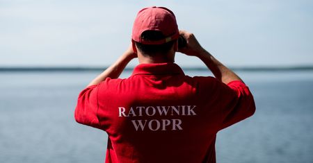 Pływali w Wiśle i zaginęli. Wznowiono poszukiwania