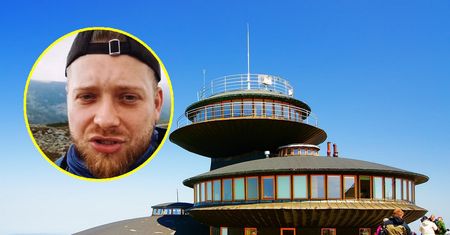 Oto "kultura" w górach. W drodze na Śnieżkę chwycił za telefon
