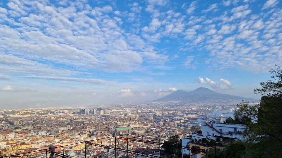 Widok na wulkan z Neapolu