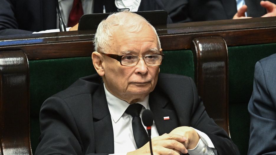 Jaros�aw Kaczy�ski
Radek Pietruszka
X kadencja, 10, 10., Dziesi�ta, kadencji, obrad, Obrady, plenarna, polityk polityka, Polityka, posiedzenie, Posiedzenie Sejmu, pos�owie, Sala plenarna posiedze� obrad, sala posiedze�, sejm, Sejm RP, sejmu