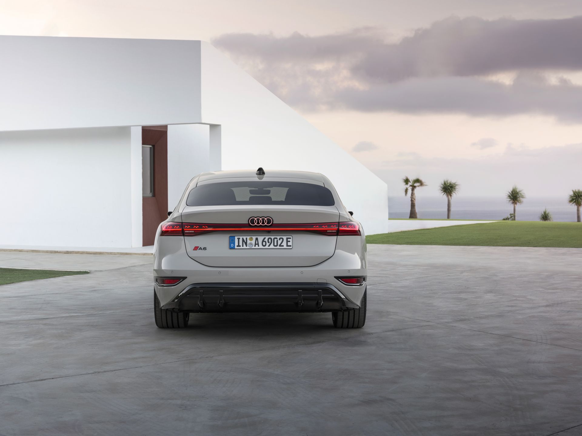 Audi A6 Sportback e-tron
