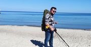 Przeszukałem plażę z wykrywaczem metalu. Ciężkie czasy dla "poszukiwaczy skarbów"