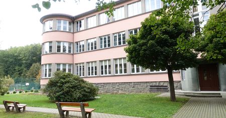 Śląsk. Nowy szef DWD w Porąbce. W Szkole Mistrzostwa Sportowego konkurs wygrał dyrektor