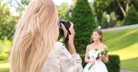 Mania retuszowania i absurdalne wymogi. Fotografowie ślubni mówią, jak dziś wygląda ich praca