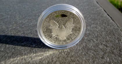 W USA złote i srebrne monety już dawno nie sprzedawały się tak dobrze