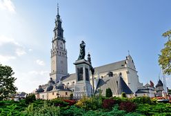 Nowość na Jasnej Górze. Duchowni jeżdżą specjalnymi pojazdami