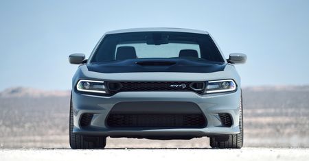 Zobacz, ile kosztuje w Polsce Dodge Charger. Jedyny czterodrzwiowy muscle car