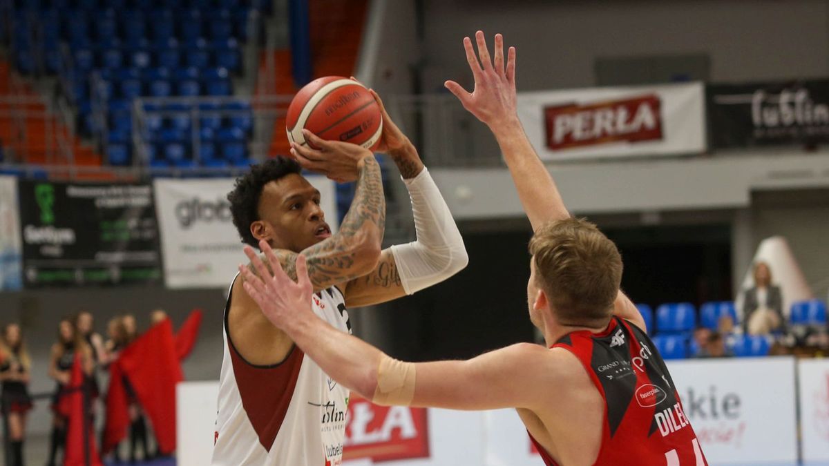 Newspix / Wojciech Szubartowski / Pressfocus / Na zdjęciu od lewej: Cleveland Melvin David DiLeo