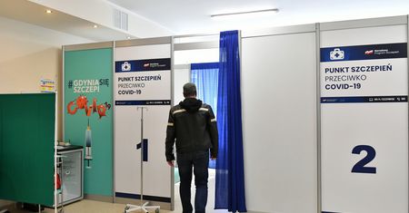 Szczepienia w zakładach pracy. Dziś rusza rejestracja. Jest jeden warunek