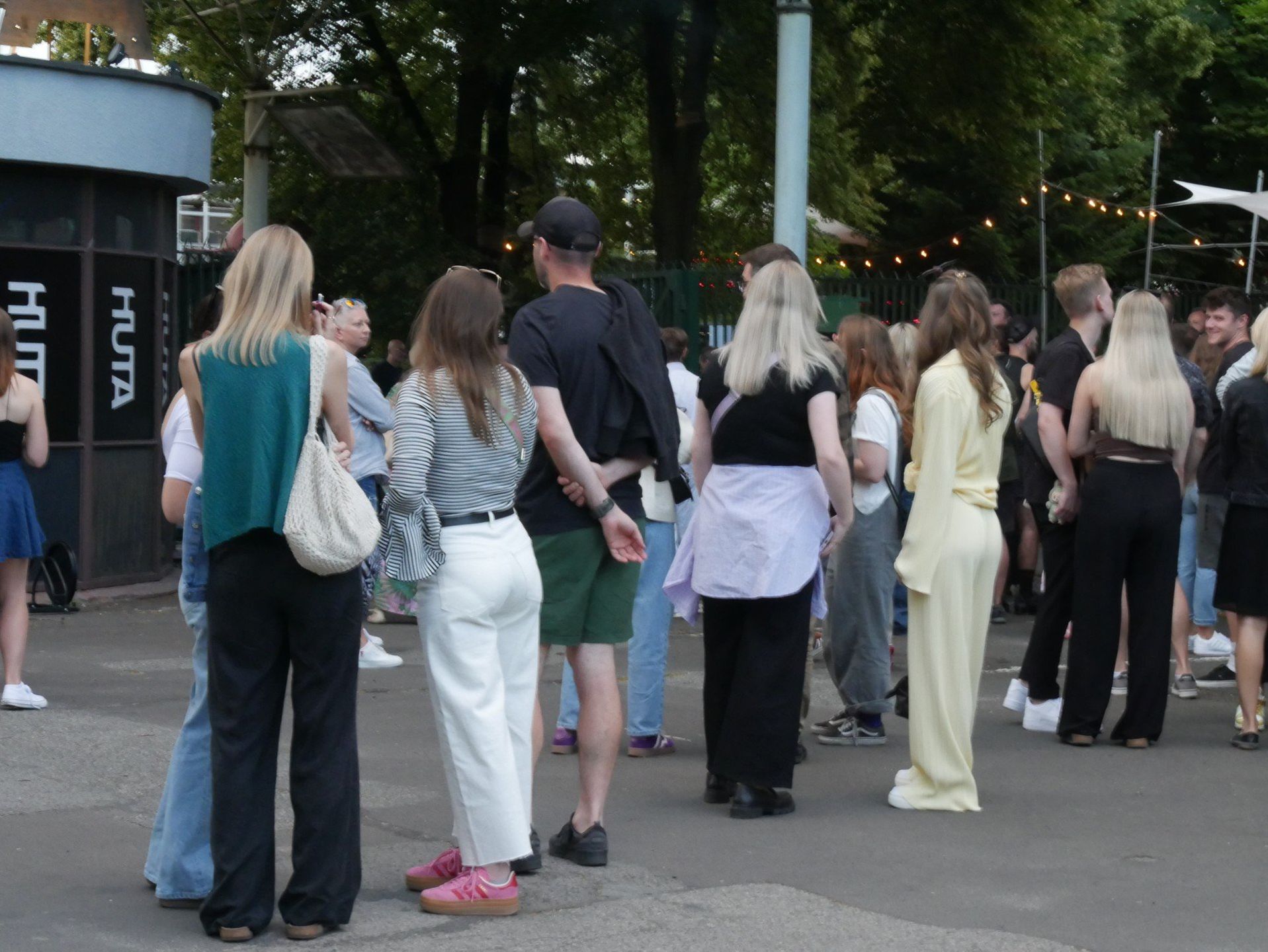 Wielkie otwarcie HUTY już 27 czerwca o 18:00! Nowy food court zachwyca jedzeniem, sztuką i klimatem dawnego Hutmenu