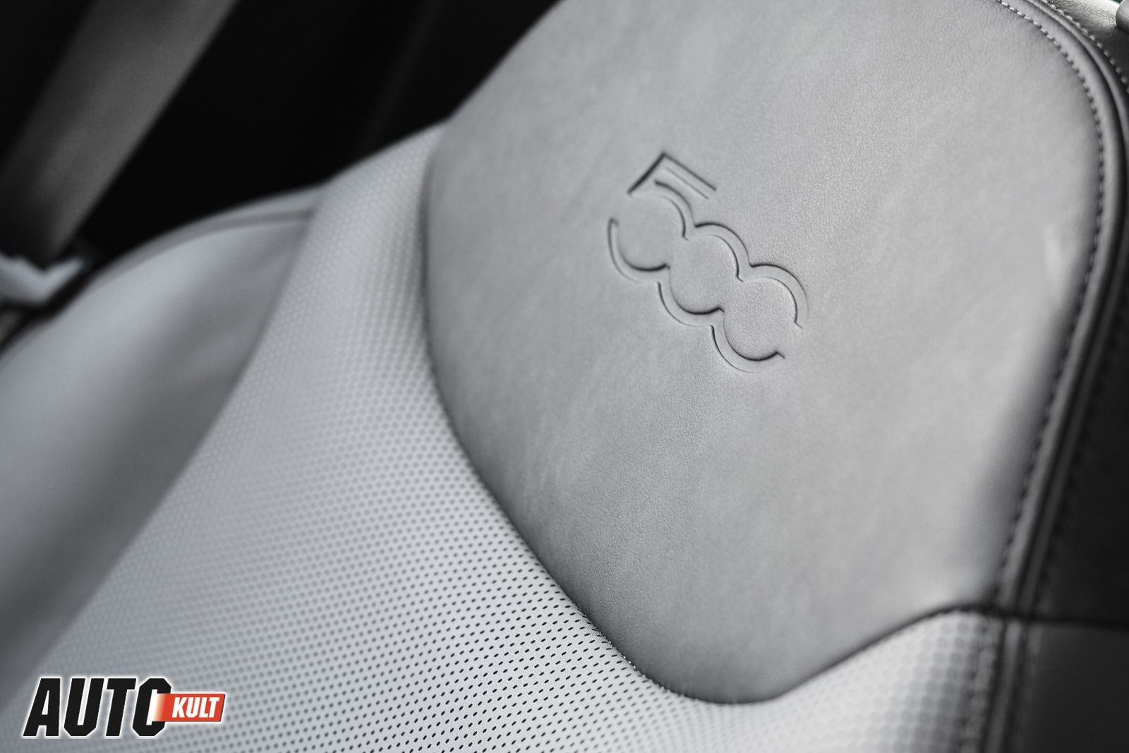 Fiat 500L Living Lounge 1,6 M-Jet - test [galeria] 29