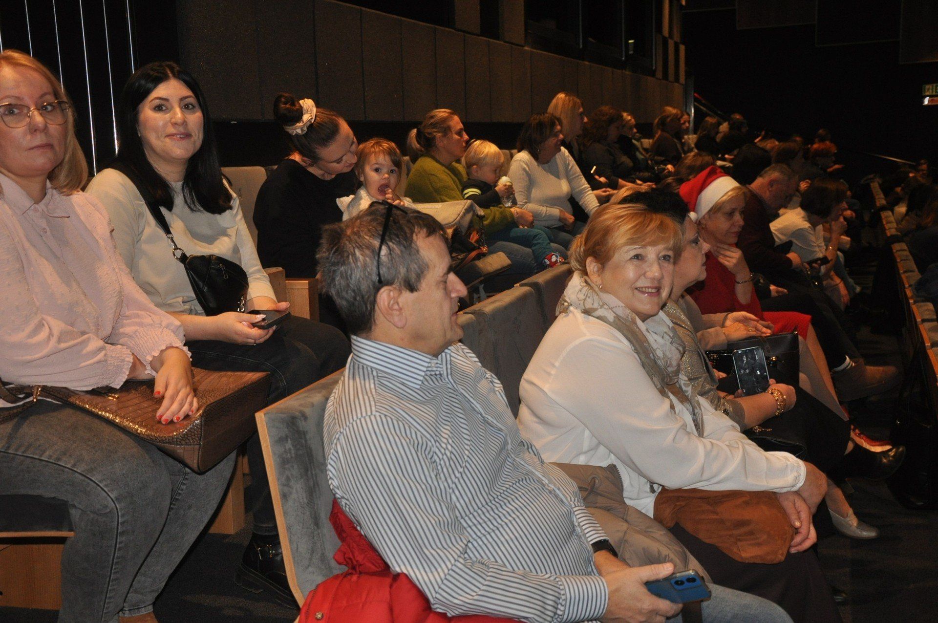 Rozświetlenie choinki w Koneckim Centrum Kultury