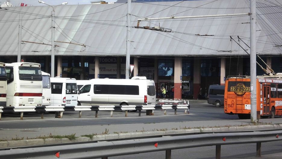 Dworzec autobusowy Sinegorje w Czelabińsku. Tu przestępca spotkał dziewczynę, którą przez 24 lata więził w domu i gwałcił